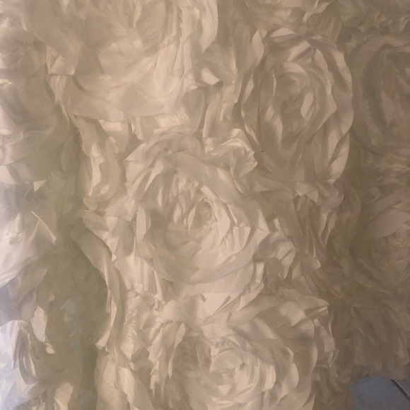 Jasmine 473 wedding gown - Picture 3 of 4